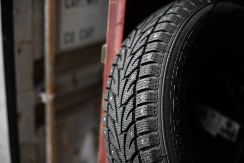 фото протектора и шины Ice Blazer WST1 Шина Sailun Ice Blazer WST1 225/70 R16 103S