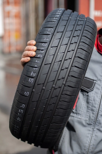фото протектора и шины Atrezzo Elite Шина Sailun Atrezzo Elite 205/50 R15 86V