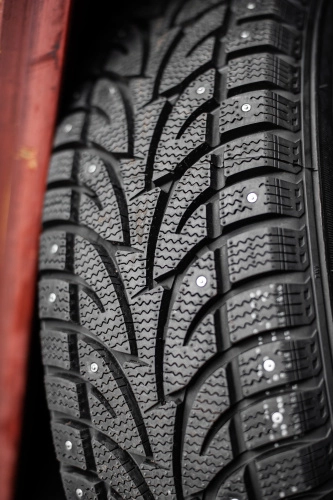 фото протектора и шины Ice Blazer WST1 Шина Sailun Ice Blazer WST1 225/70 R16 103S